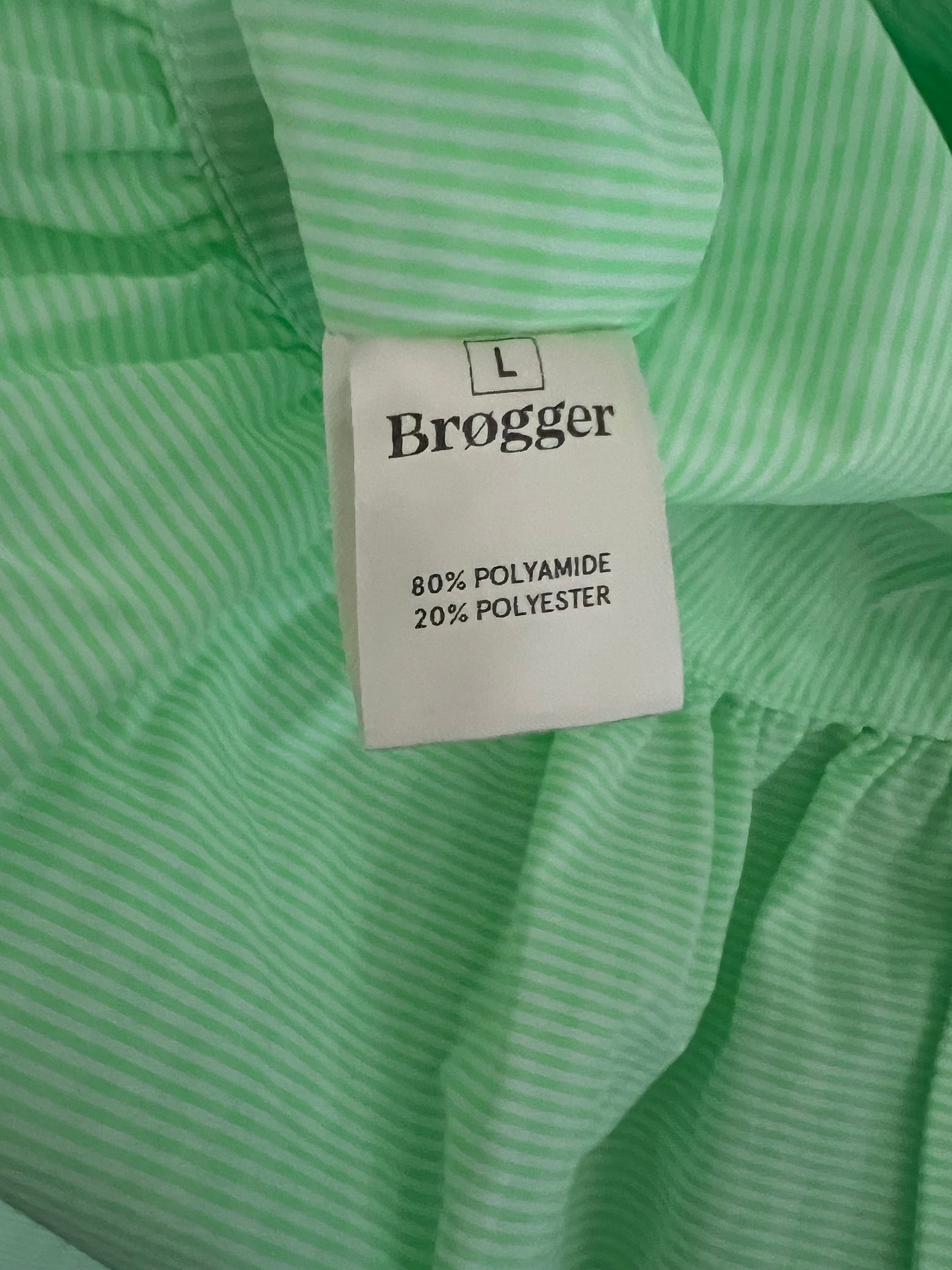 BROGGER Women's Olive Top