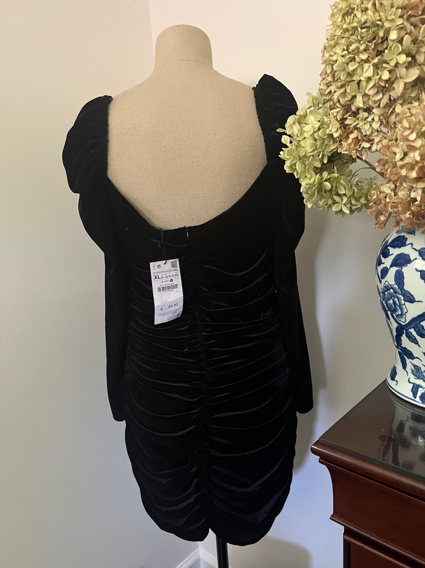 Zara Women's Ruched Velvet Dress