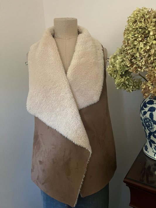 Vintage Lauren Ralph Lauren Women's Faux Sherpa Vest